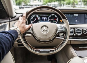 悪い中間ステアリングシャフトの5つの警告サイン 