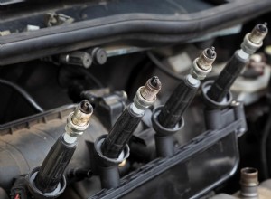 エンジンのライトの点滅と車の揺れを確認する–理由 