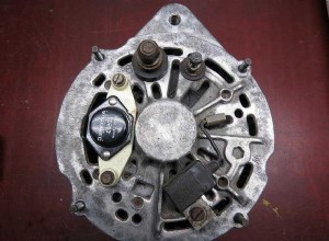 車のバッテリーが充電されない一般的な理由 