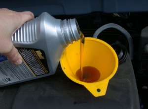 オイルの重量を理解する：オイルの数はどういう意味ですか？ 