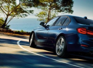 マニュアルトランスミッション車の運転経験を際立たせるものは何ですか？ 