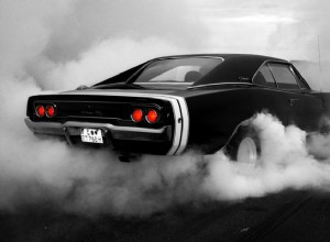 なぜレーサーはブレーキとガスを同時に押すのですか？ 