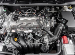 あなたはあなたの車のメーカーが提案する車のメンテナンススケジュールに固執する必要がありますか？ 