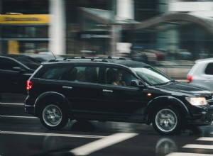 新しいドライバー:安全性と長寿命のための重要な車両メンテナンスのヒント 
