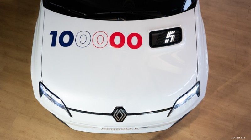 ルノー、ドゥエーで5E‑Tech EVの生産台数10万台を達成、フランスの製造業の卓越性を強調 