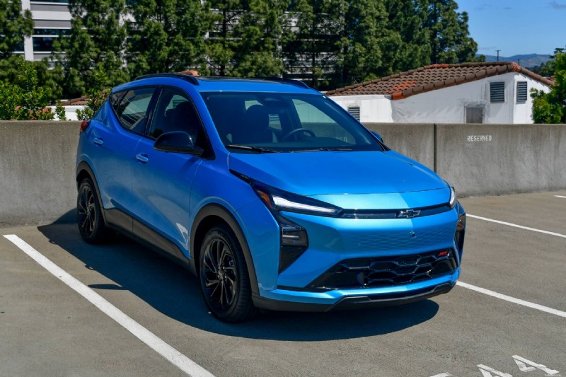 2027 シボレー ボルト RS レビュー:通勤体験とそれが目立つ理由 