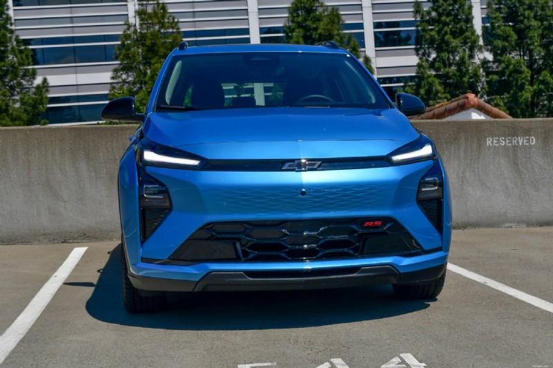 2027 シボレー ボルト RS レビュー:通勤体験とそれが目立つ理由 