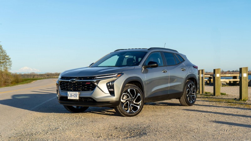 2026 Chevrolet Trax vs Nissan Kicks:2 台のコンパクト SUV の公平で詳細な比較 