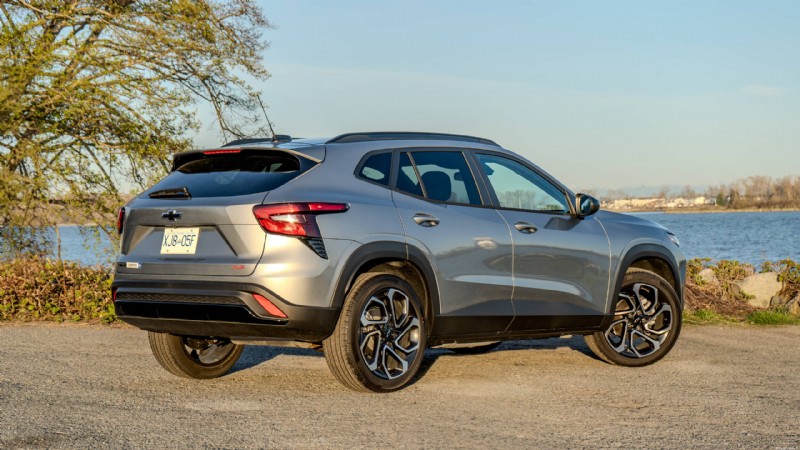 2026 Chevrolet Trax レビュー:都会のドライバー向けのスマートで手頃な価格の小型 SUV 