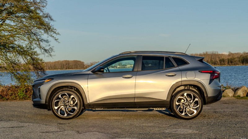 2026 Chevrolet Trax レビュー:都会のドライバー向けのスマートで手頃な価格の小型 SUV 