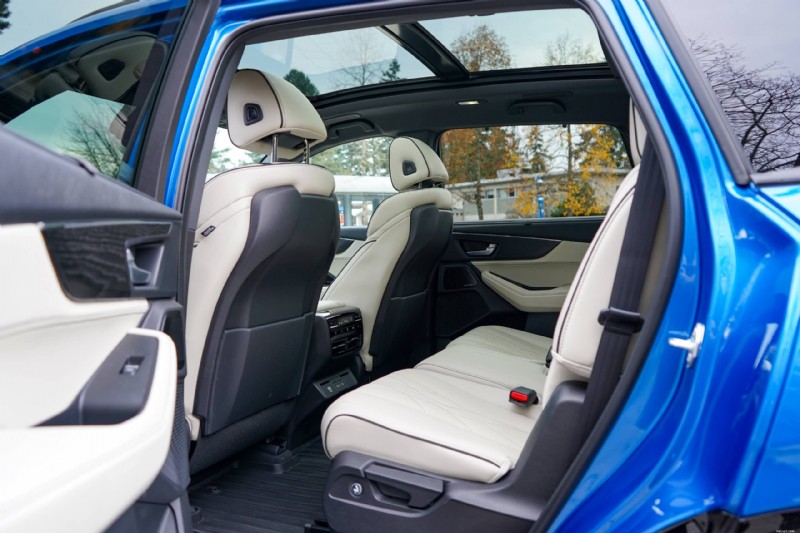 2026 ジェネシス GV80 クーペ vs アキュラ MDX タイプ S：包括的な高級 SUV レビュー 