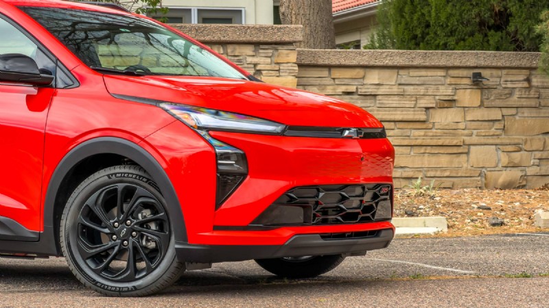 2027 シボレー ボルトのレビュー:最新モデルがキャンセルの噂に直面している理由 