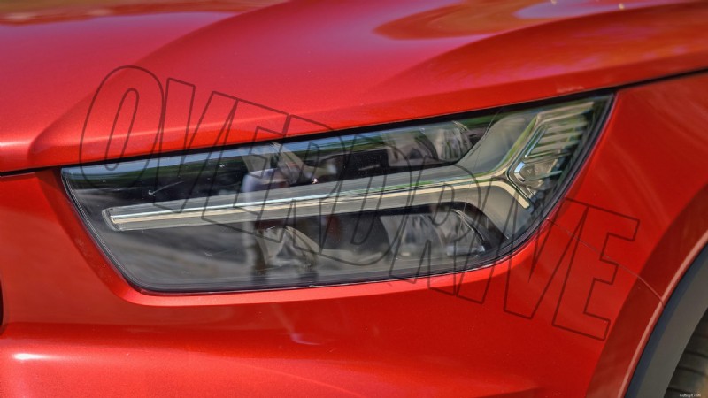 2022 Volvo XC40 Recharge Standard – 外観概要 