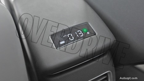 Hyundai Venue 2022 1.2 Kappa MT SX – デュアルトーンインテリアレビュー 