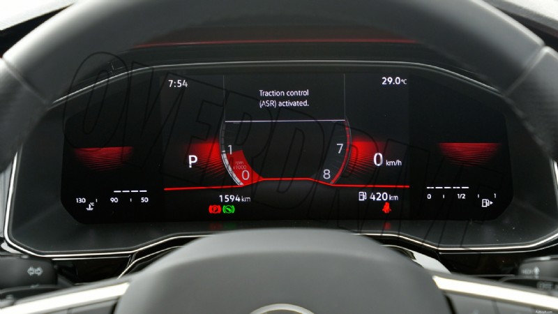 フォルクスワーゲン ヴィルタス 2022 1.0 GT:インテリアのハイライトと特徴 