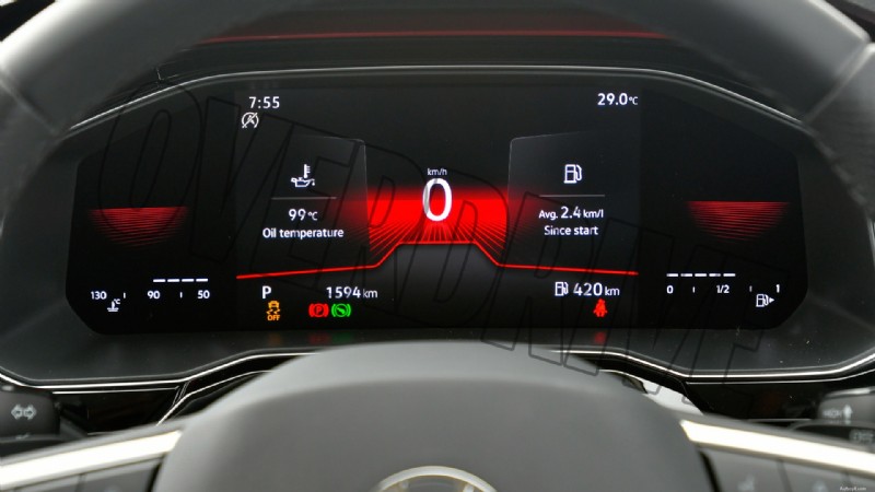 フォルクスワーゲン ヴィルタス 2022 1.0 GT:インテリアのハイライトと特徴 