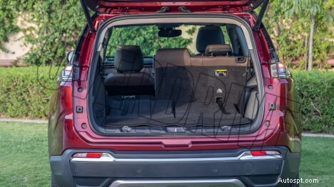 Jeep Meridian 2022 Limited のエクステリアをご覧ください – プレミアムなデザインと堅牢なパフォーマンス 