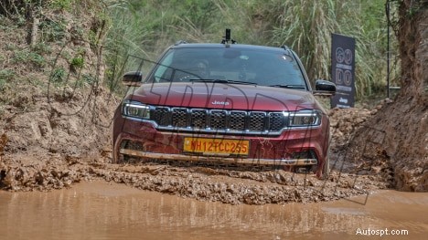 Jeep Meridian 2022 Limited のエクステリアをご覧ください – プレミアムなデザインと堅牢なパフォーマンス 