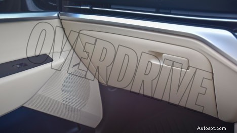 2022 Kia Carens Luxury Plus – 7 人乗り、1.5L エンジン、6 速オートマチックインテリア 