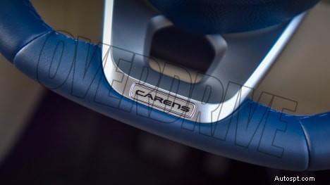 2022 Kia Carens Luxury Plus – 7 人乗り、1.5L エンジン、6 速オートマチックインテリア 