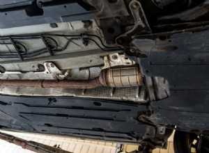 車両の安全を確保:CatClamps® で触媒コンバーターの盗難を防ぎます 