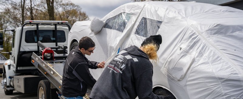 ポルシェ カイエン S が納車されました:ディーラーからお客様の玄関までプラスチック保護 