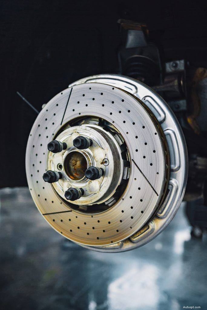 ブレーキとローターのトップケア:C&S Auto Repair からのプロのヒント 