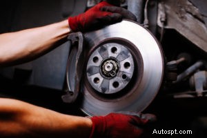 C&S 自動車修理:アイダホ フォールズの専門家による車両メンテナンスと修理 