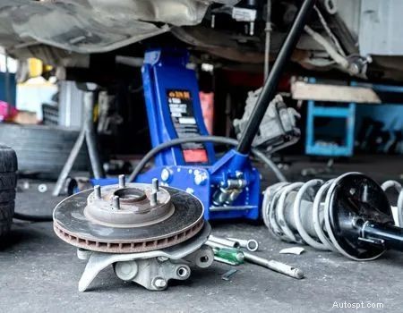 車のタイムリーなオイル交換の重要な利点 
