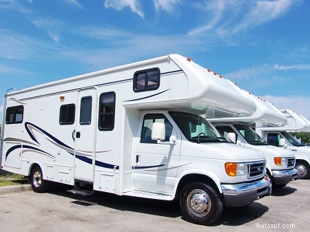 RV トランスミッションの交換が必要な主な兆候 – 注意すべき点 