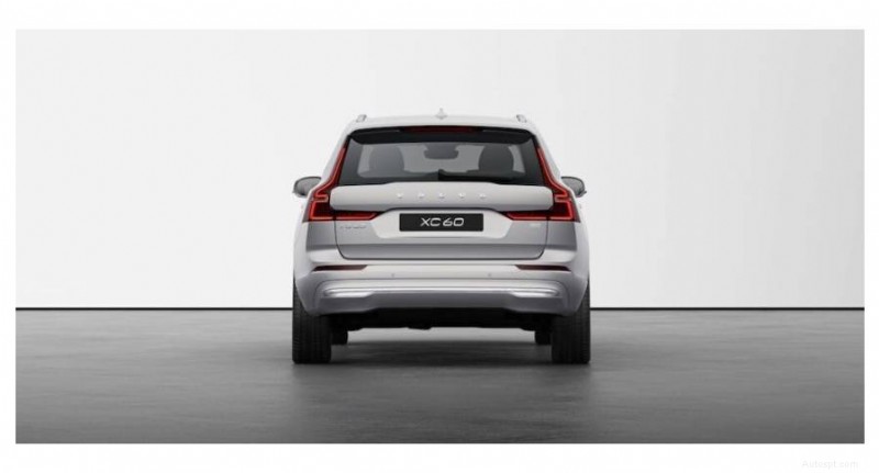 Volvo XC60 Recharge Plug‑In Hybrid – 究極の英国 SUV 購入ガイド 
