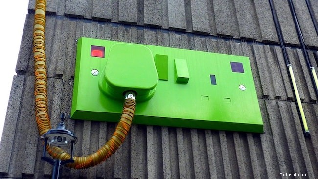 英国で電気自動車を充電するための究極ガイド:初心者が知っておくべきことすべて 