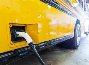 電気自動車業界でキャリアを確保するための実証済みの 10 の戦略 