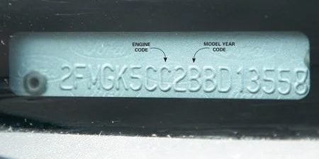 車のVINをデコードしてエンジンコードと年式を確認します 