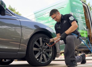 Christian Brothers Automotive が出張修理サービスを開始:現場で車両ケアを行う移動修理サービス 
