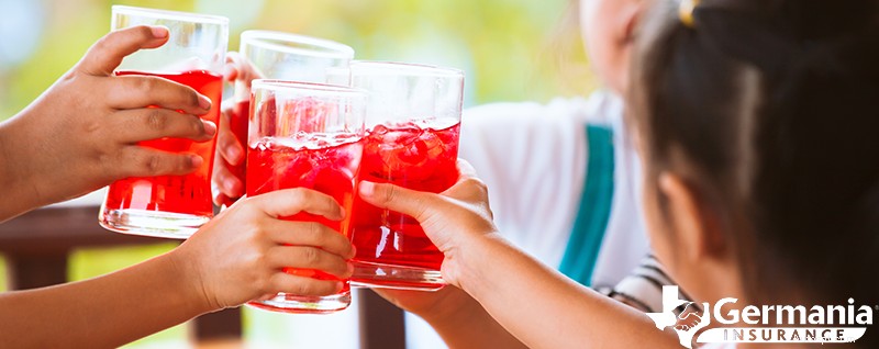 家族向けの夏のドリンクで涼しくなりませんか – すべての年齢層向けのおいしいレシピ 