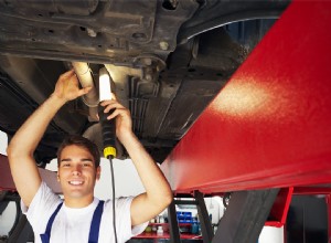 信頼できるドイツの自動車修理を確実にするための 4 つの重要な質問 