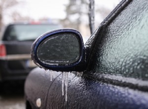 クイックガイド:寒い天候でバッテリーが機能しないときに車を始動する方法 