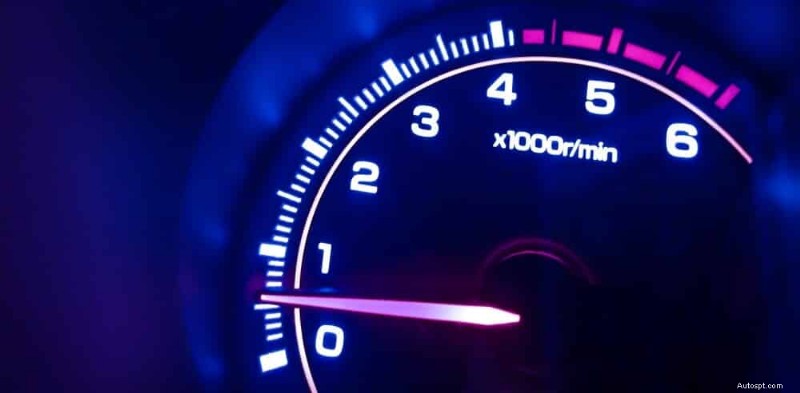 あなたの車のコイルパックが故障している7つの明確な警告サイン 
