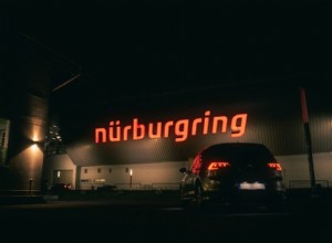 ニュルブルクリンクのクラッシュ法案を理解する:実際に支払うもの 