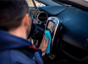 内装セラミックコーティングの究極ガイド:利点、適用、メンテナンス 