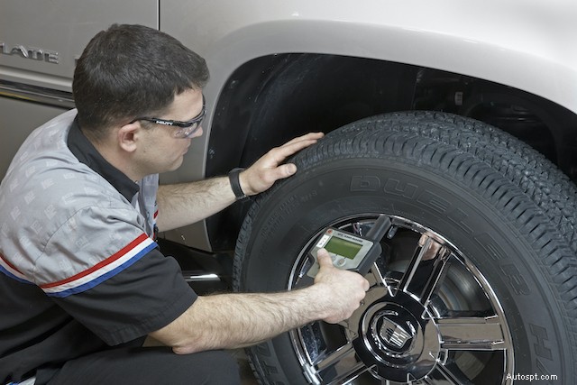冬の天候が車に与える隠れた影響を明らかにする 