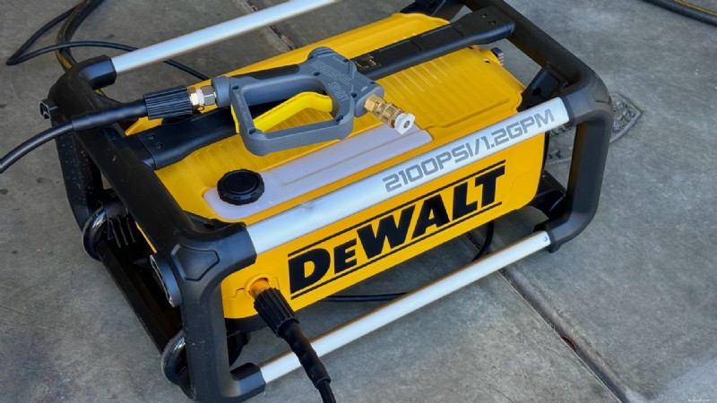 DeWalt 2100psi 電気高圧洗浄機のレビュー – パフォーマンス、信頼性、価値 