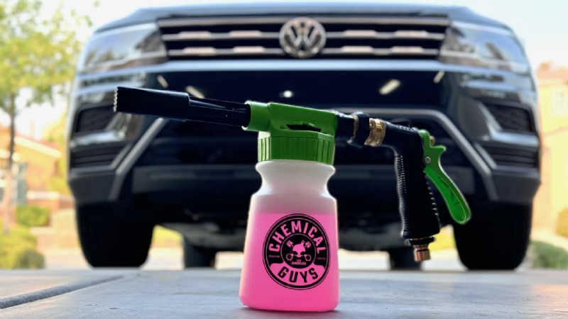 Chemical Guys ガントレット レビュー:最新製品でディテールを簡素化 