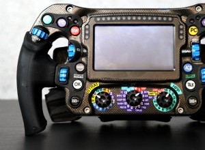 F1 ステアリングホイールの完全ガイド:すべてのボタン、パドル、ノブの説明 