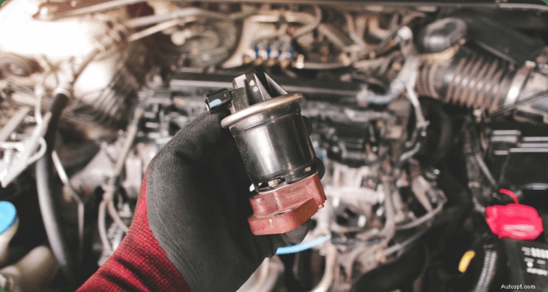 EGR バルブのクリーニングが簡単に:エンジンのパフォーマンスを向上させるためのプロガイド 