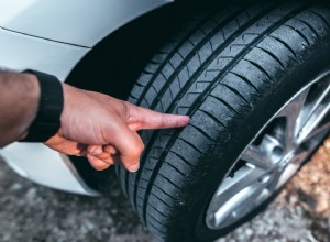 摩耗したタイヤは保険を無効にしますか?適用範囲とポリシーのルールを理解する 