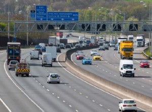 スマート高速道路を理解する:その仕組みと重要な理由 