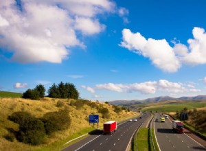 ドライバー位置標識:英国の高速道路での緊急サービスの案内方法 