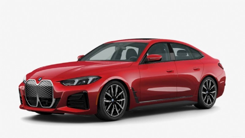 BMW i4 のメンテナンスコストと信頼性:ガソリン車と EV のライバル車との比較レビュー 